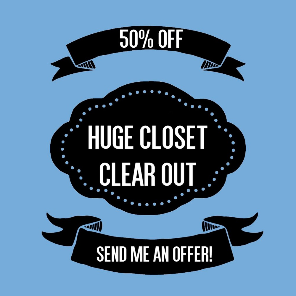 ❄️ HUGE CLOSET CLEAR OUT SALE ❄️ Make me an Offer